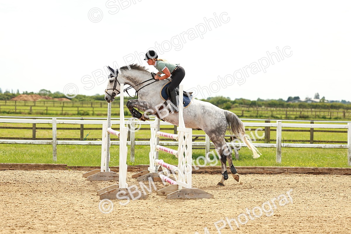 SBM_002244 - Class 4 - Senior Newcomers - 1.10m