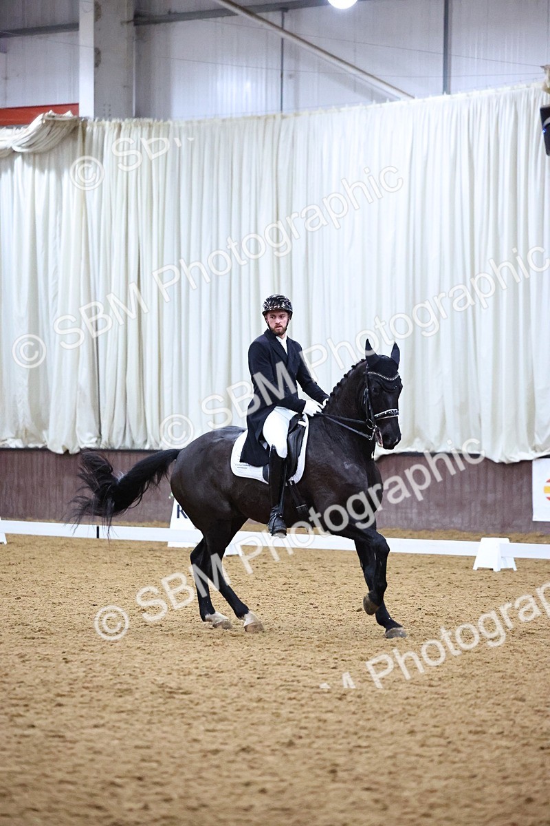 026A2696 - Class 19 - FEI INT I