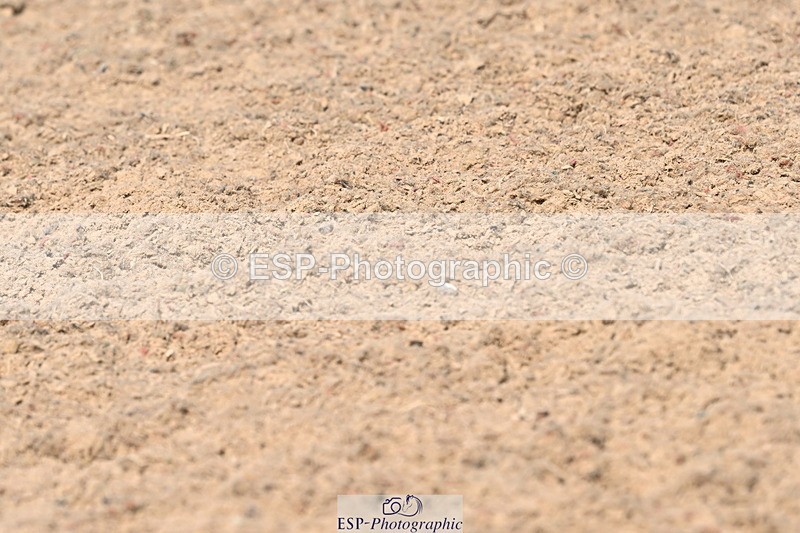 240509A-103405-00913 - Cls 8 Foxhunter