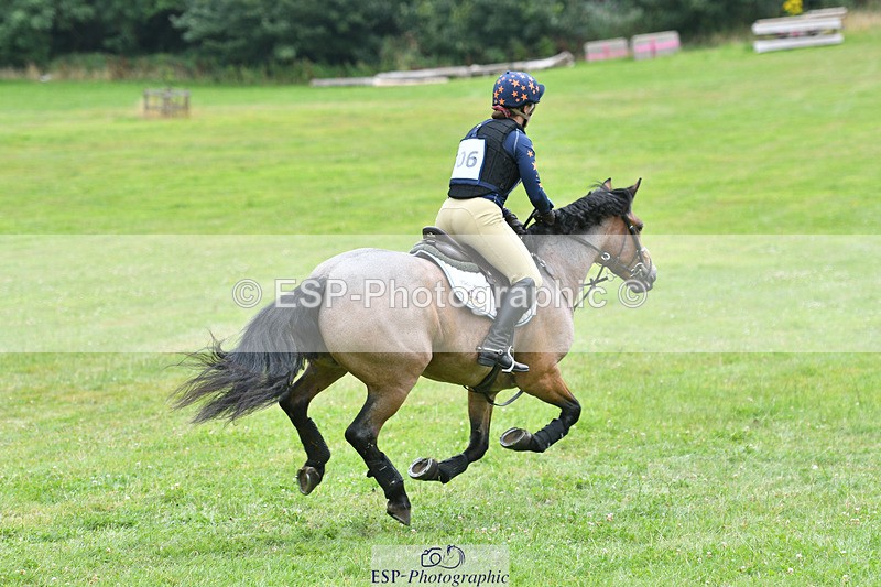 240804-125815-13629 - 506-Janine_Paterson-LAHINCH_TEDDY