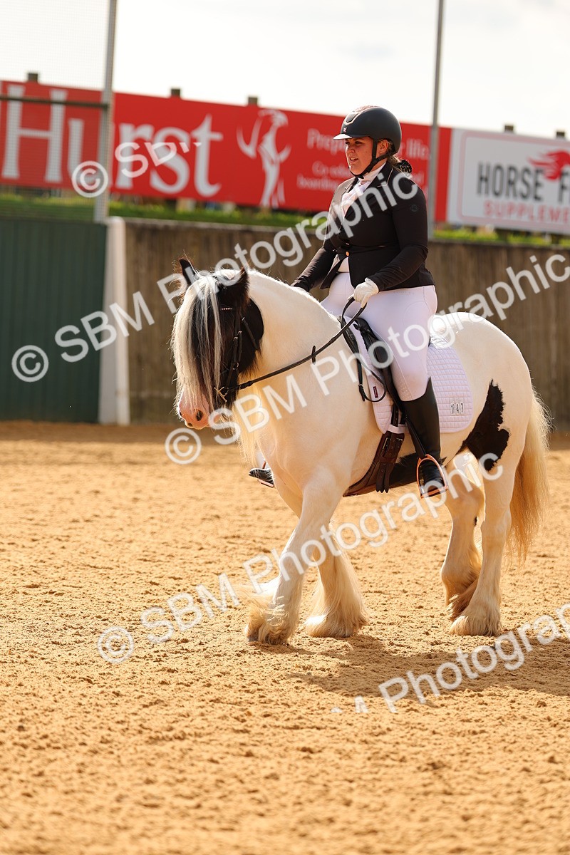 SBM_47451 - D6 - Small Tour Championship - Intro C