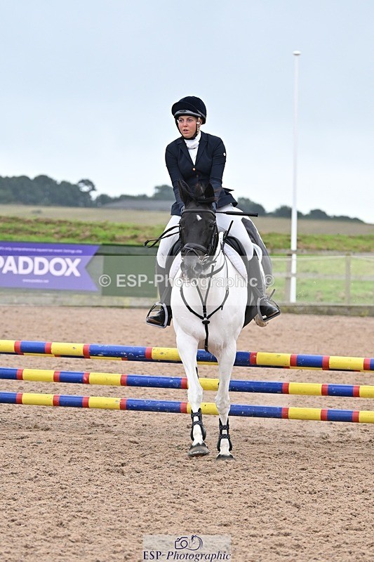 240813-180937-00599 - Classes 5 A&B & 6 80cm