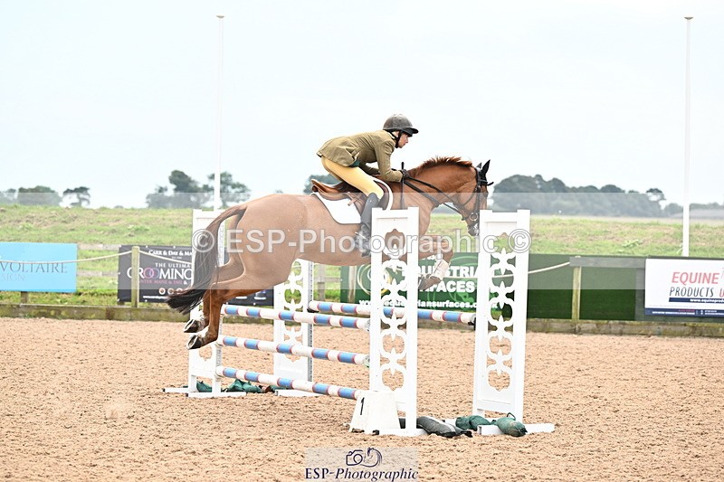 240828A-125348-00503 - Cls 3 Snr 1.05m Open