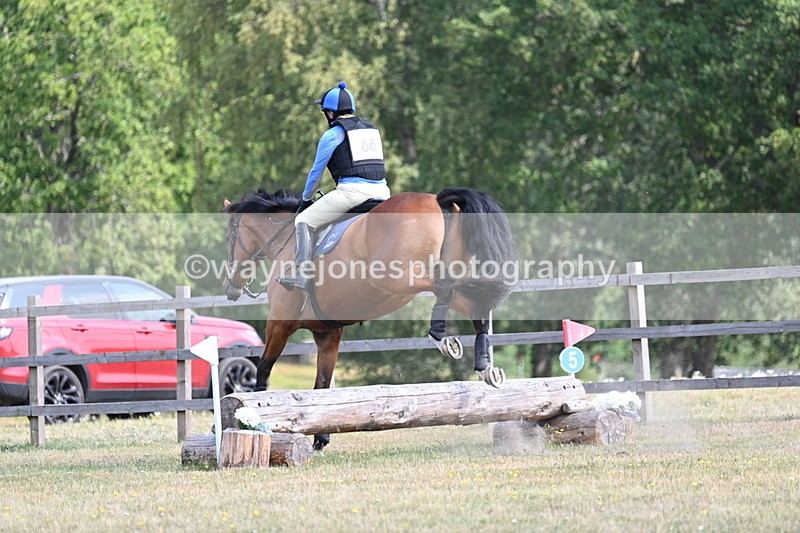 WJ7_2520 - XC Time 12:17 to 12:22