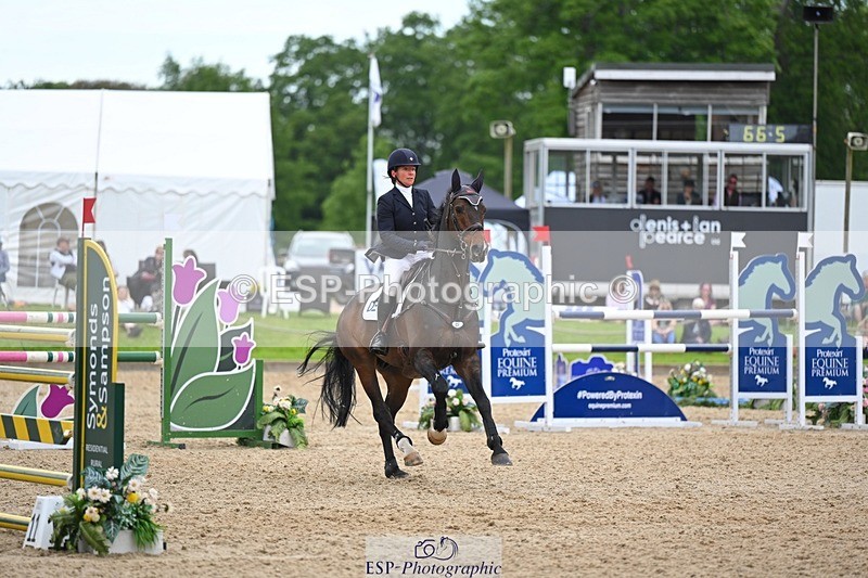 240525-161654-18124 - 548-DASSETT_SELECT-Kate_Rocher-Smith