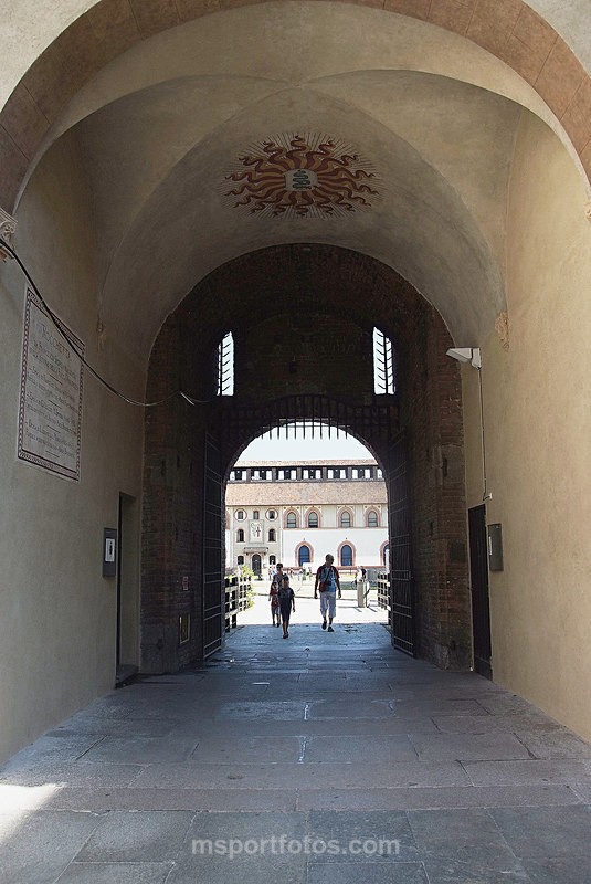 Archway in Castello Sforzesco - Travel, city/land scapes