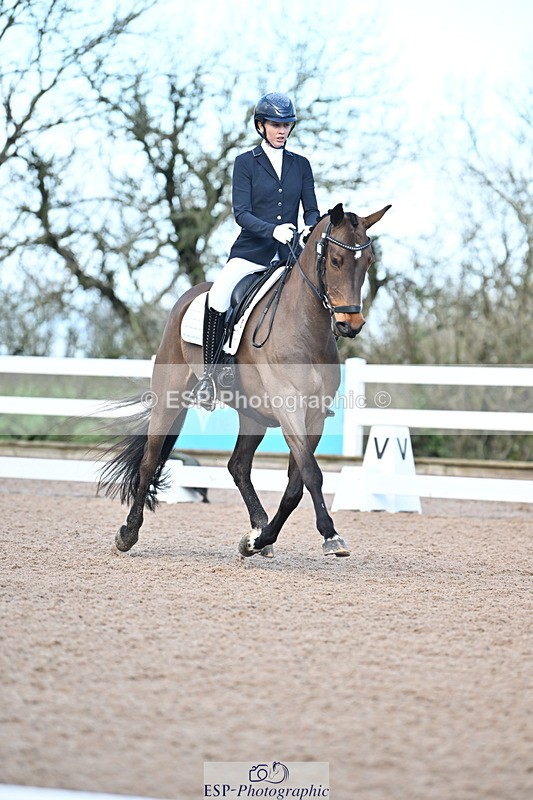 240218A-110313-05783 - 131-Lauren.Burrows-Active.Vogue