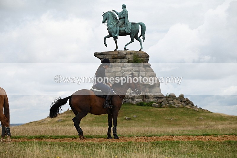 DSC_4273 - Time at Statue 09:50 to 11:09