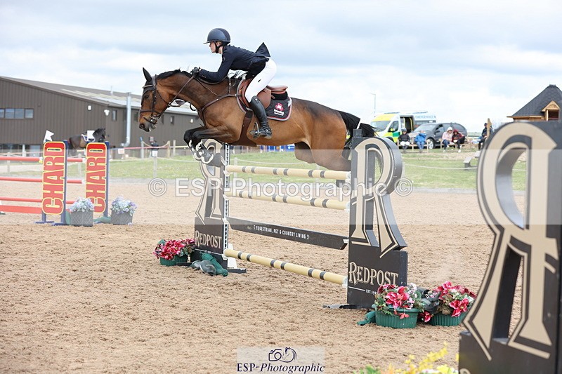 240419A-120237-06973 - Cls 6, 2 Star Medium Tour 1.35m