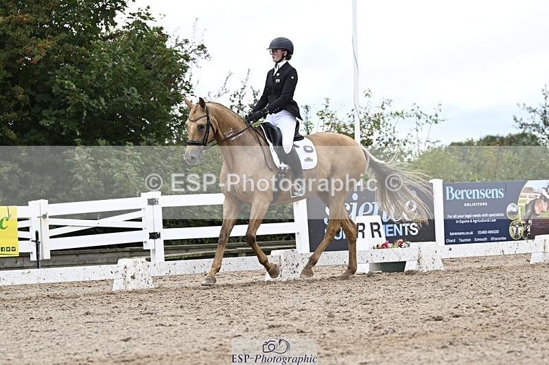 250907-170413-10891 - 054-Amy.Louise.LloydDiva.Royale