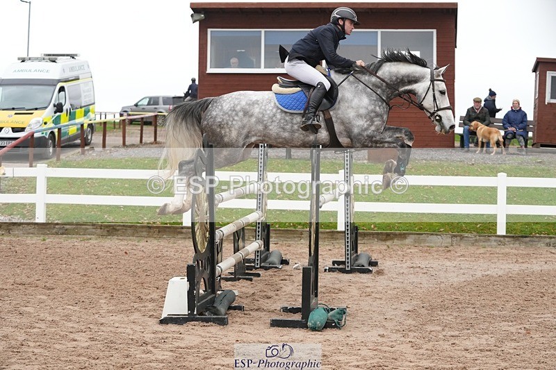 251109-112044-03527 - Cls 20 Newcomers and 1.10m Open