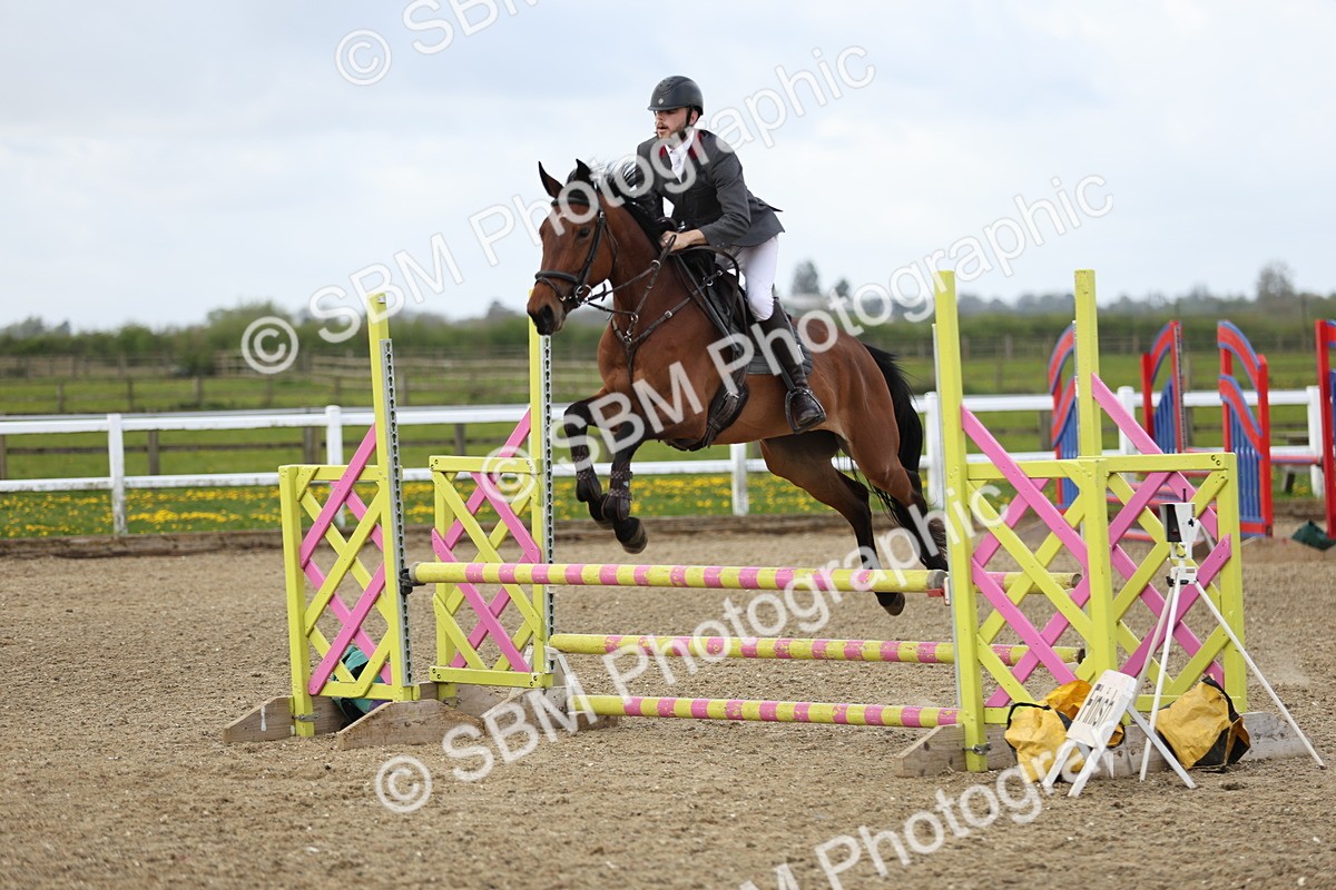 SBM_000084 - Class 1 - Clear Round