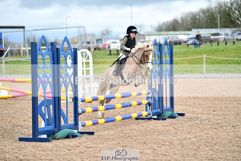 240310A-111000-02186 - Cls 16+17 Club and Schools 70cm