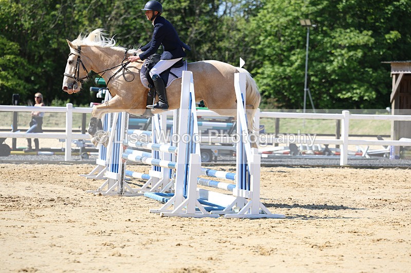 3E7A5453 - Class 4: Senior BN/90cm open