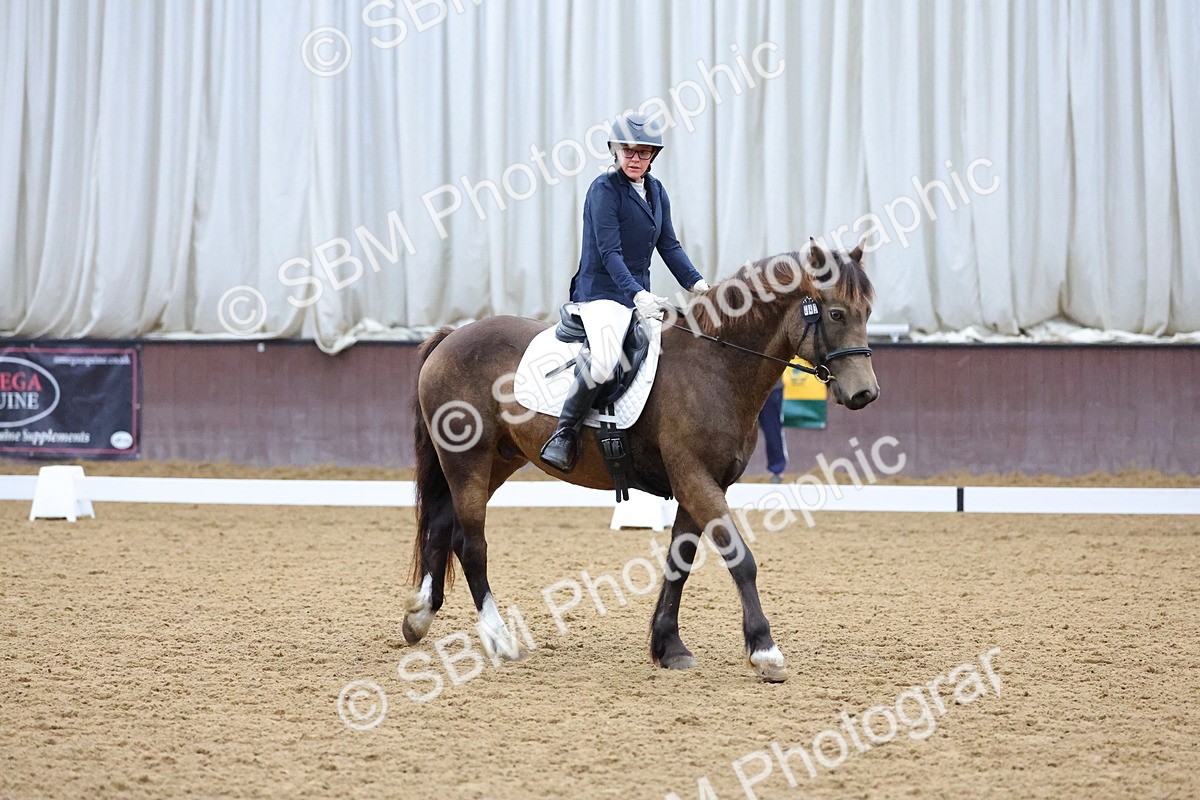 SBM_000367 - Class 2 - Intro 3 - Championship 9.54-10.50