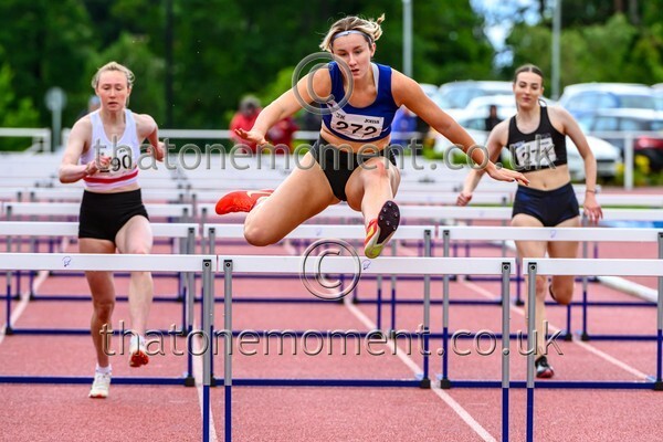 ComMast25-929065 - Track Female Set One