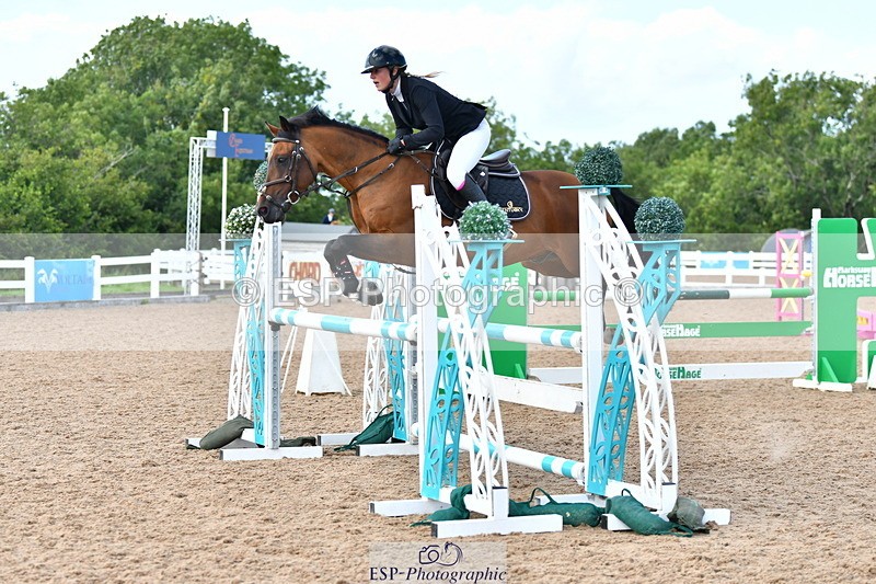 230819A-160309-01100 - Cls 33 1.05m Amateur Qualifier