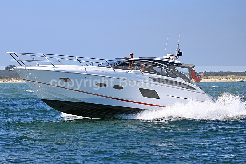 180805 BUZZBEE - PRINCESS V39 1Y3A6623 - Motorboats - Hardtop