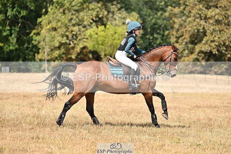 250824A-131746-37032 - 2035-Scarlet.Rosedale-Leith.Fandango