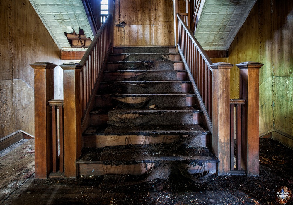 Abandoned Empire Hotel (Sharon Springs, NY) Staircase