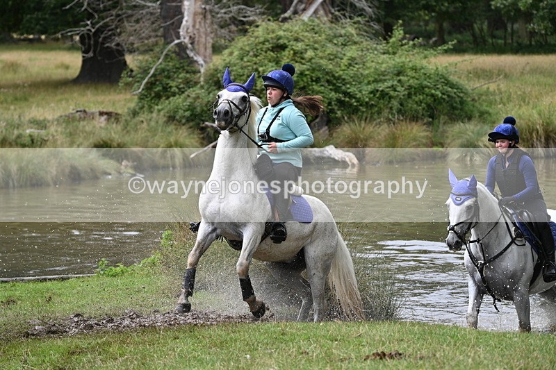 WJ7_4003 - Time at Water 12:52 to 13:22