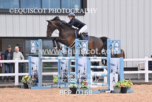 BPP_0168 - CLASS 25 SUN HOYS Redpost Equestrian Senior Foxhunter Second Round