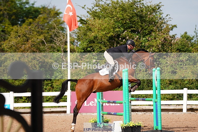 240803A-100222-06838 - Cls 35 Snr Discovery and 1m Open