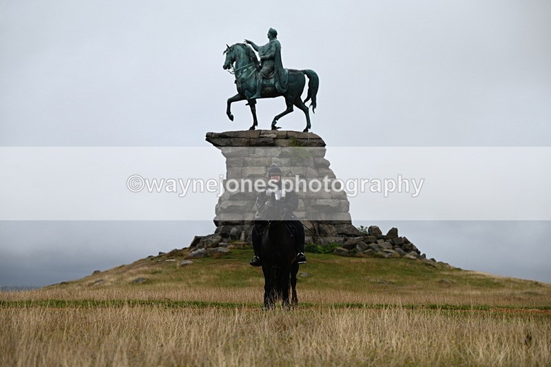 DSC_2173 - Time at Statue 12:13 to 12:32