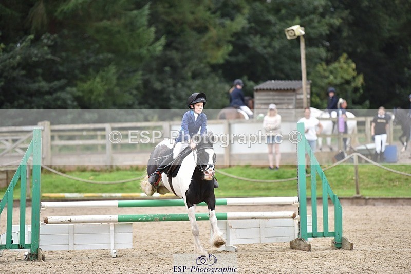 240802-105446-01006 - 80cm Round 1