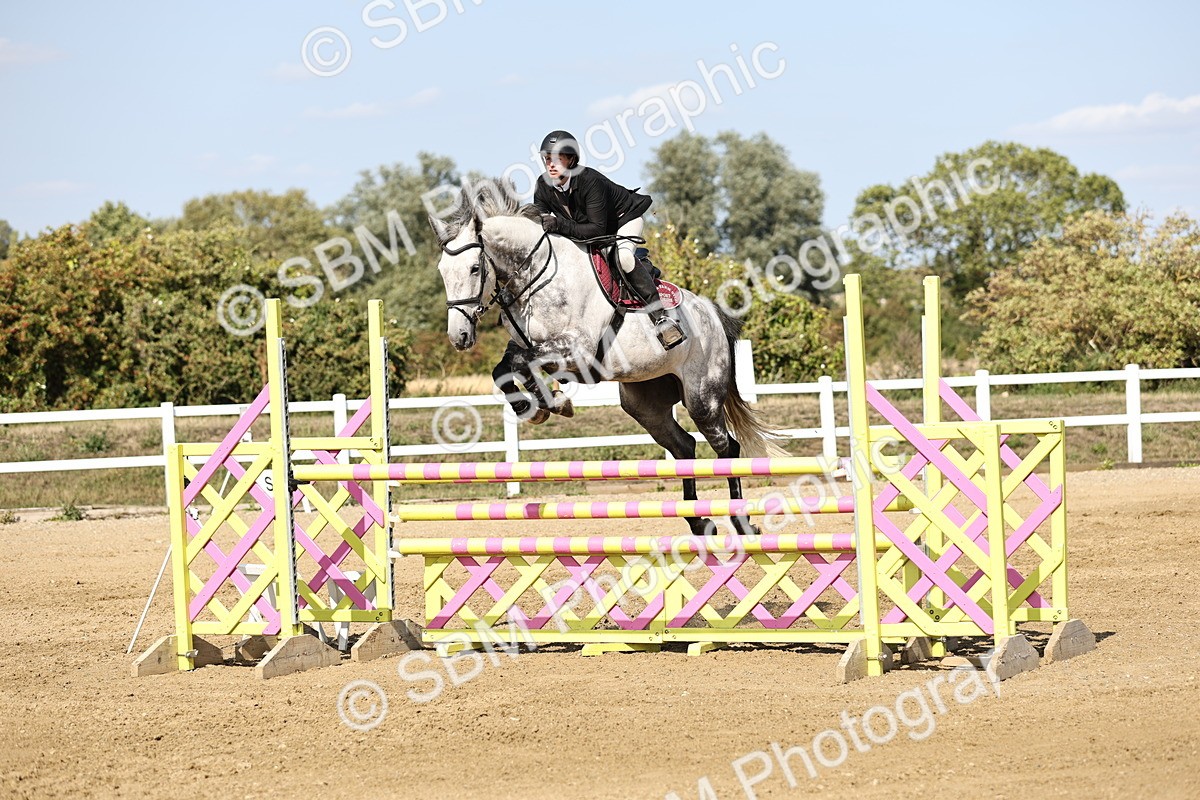 SBM_005266 - Class 6 = Senior Newcomers - 1.10m Open