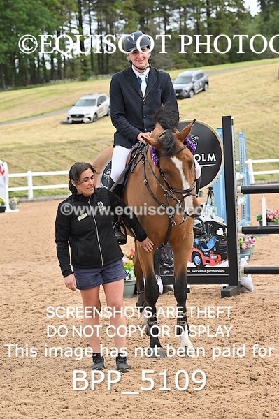 BPP_5109 - CLASS 7 THURS Redpost Equestrian Senior Foxhunter/1.20m Open