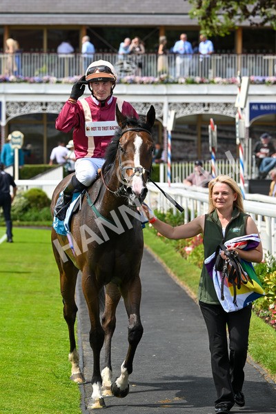 130625-Race 3-Easy Peeler-9134 - Race 3 3.00pm British EBF Supporting Racing With Pride Fillies' Handicap