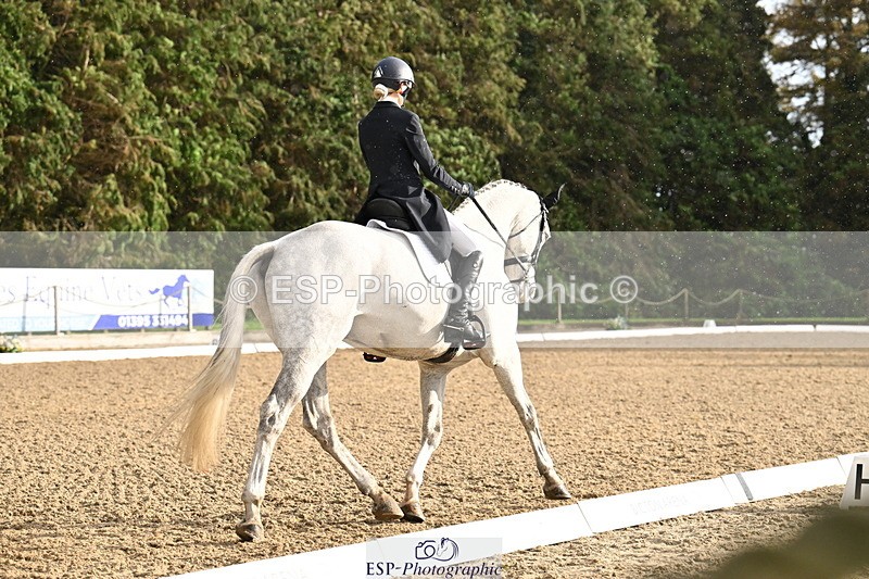 251023A-160020-05766 - A-011-Tara.Moore