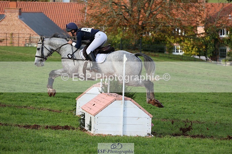 231021-161039-20558 - 557-KILBALLYBOY.SURPRISE-Courtney.Romcke-SC+XC