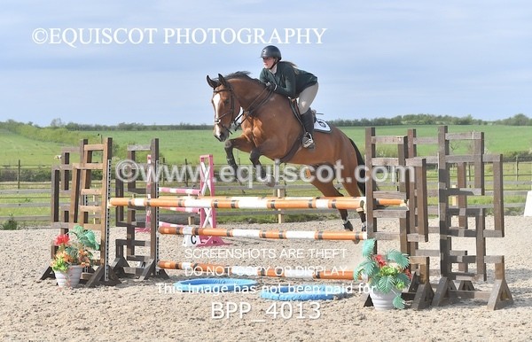 BPP_4013 - CLASS 9 - FRI - Senior Newcomers/ 1.10m Open