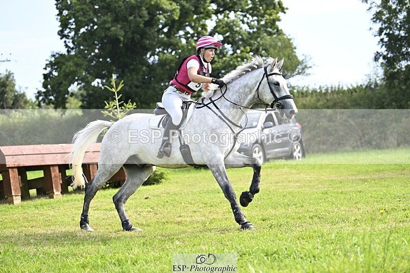 240831A-104849-00444 - 053-Lydia.Steele-FOLLYS.HERO