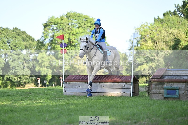 240811A-172902-07366 - 414-