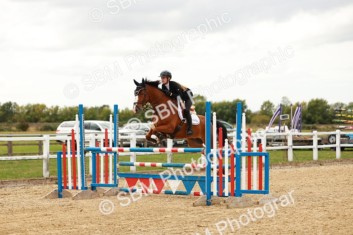 SBM_001552 - Class 4 - Senior Newcomers - 1.10m
