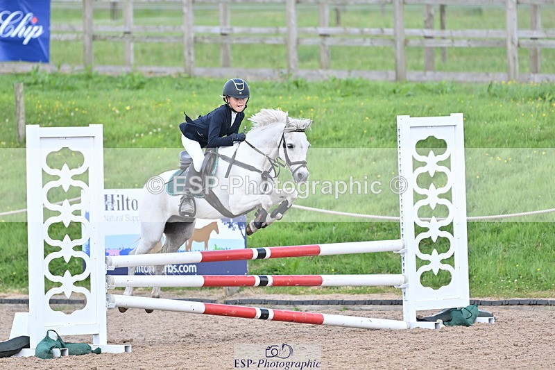 240628A-161450-01401 - Cls 5 Stepping Stones 128cm + 138cm