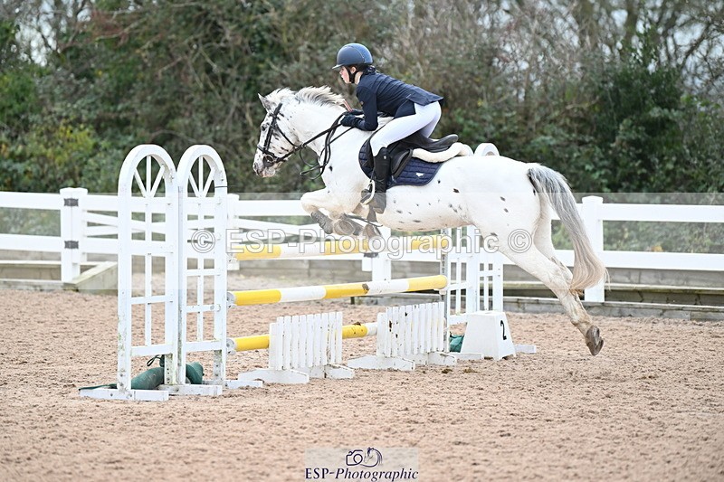 231119A-120319-05559 - Sun Cls 5 Newcomers & 1m Open