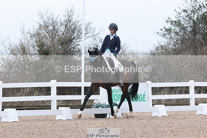 250216-124416-05572 - 249-Alys.Matravers-VORVASHILL.VERTIGO