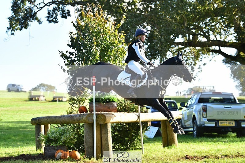 231022-112126-26035 - 249-GRANIT.DES.IRIS-lily.brennan-XC