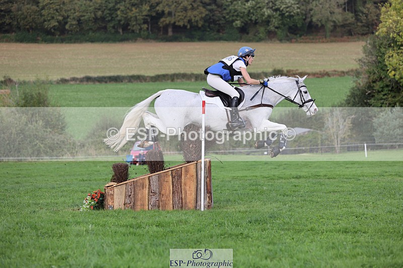 241025-145416-09175 - 206-Emma.Pullon-ECKLANDS.ELSA