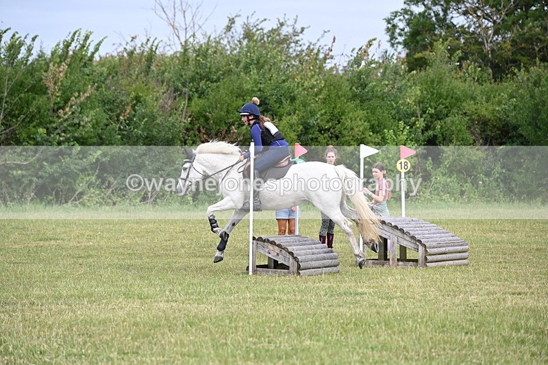 WJ6_6460 - 60cm XC Time 10:17 to 10:49