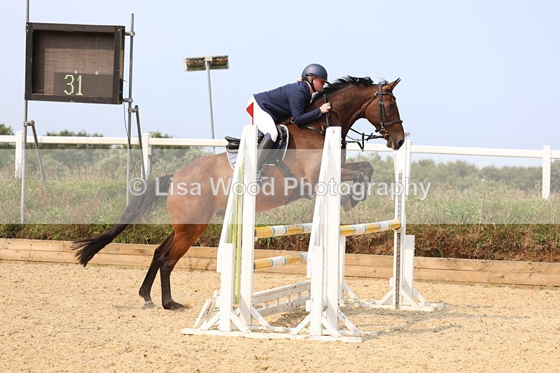 3E7A1648 - Class 4: Senior British Novice/90cm open