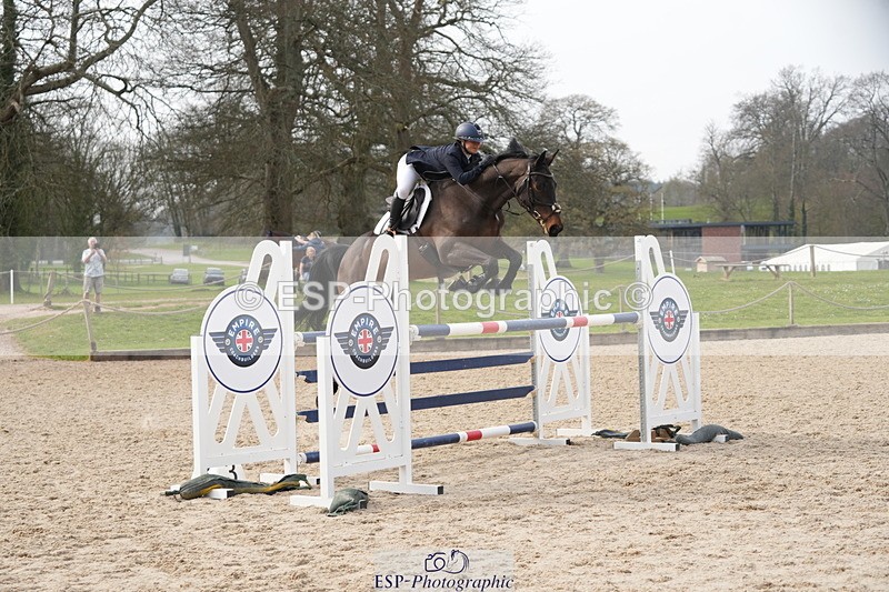 260322A-142144-01970 - 13 Foxhunter 1m 20 Open