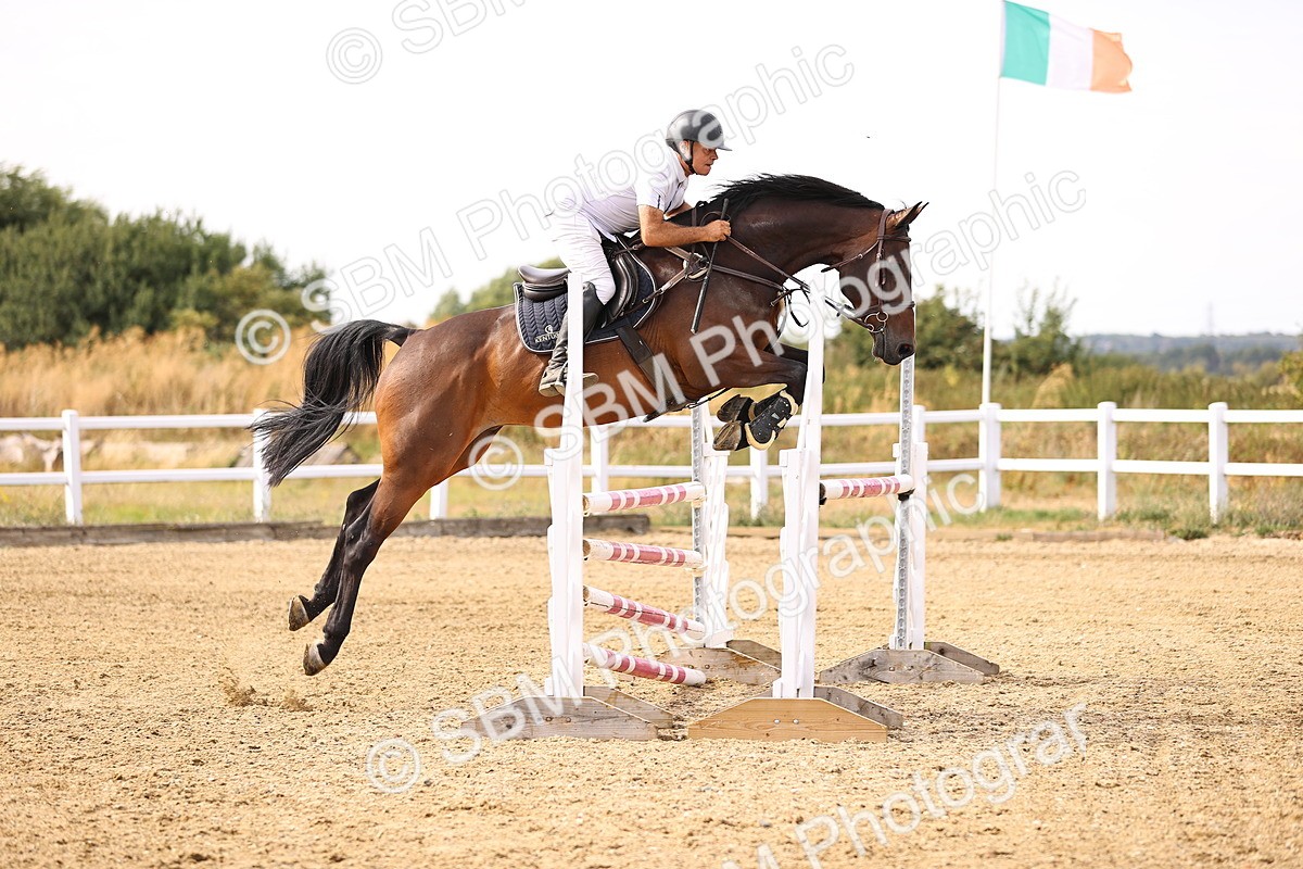 SBM_001570 - Class 6 - Senior Newcomers 1.10m
