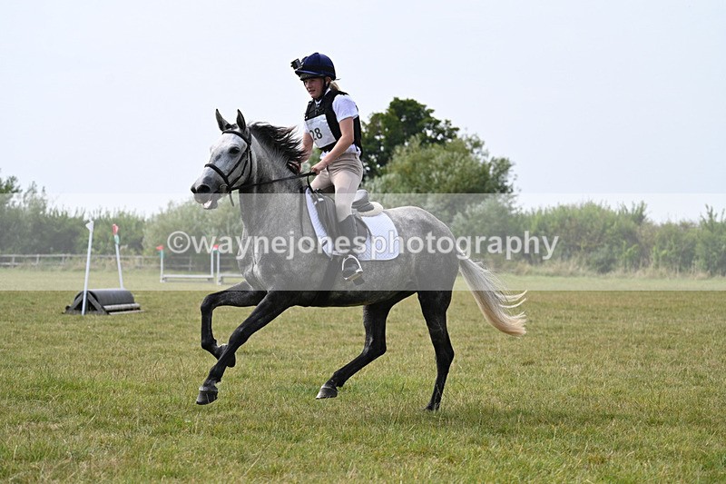 WJ7_6784 - 60cm XC Time 12:55 to 13:19
