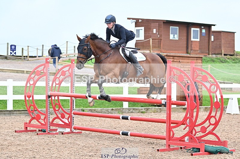 240907A-123242-01418 - Cls 9 1.10m Amateur Qualifier