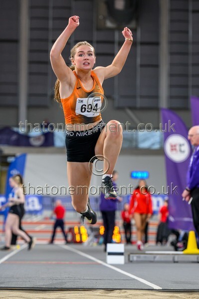 Age26SAT-915585 - Field Female